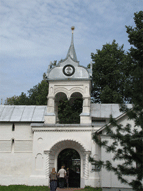 Монастырские ворота